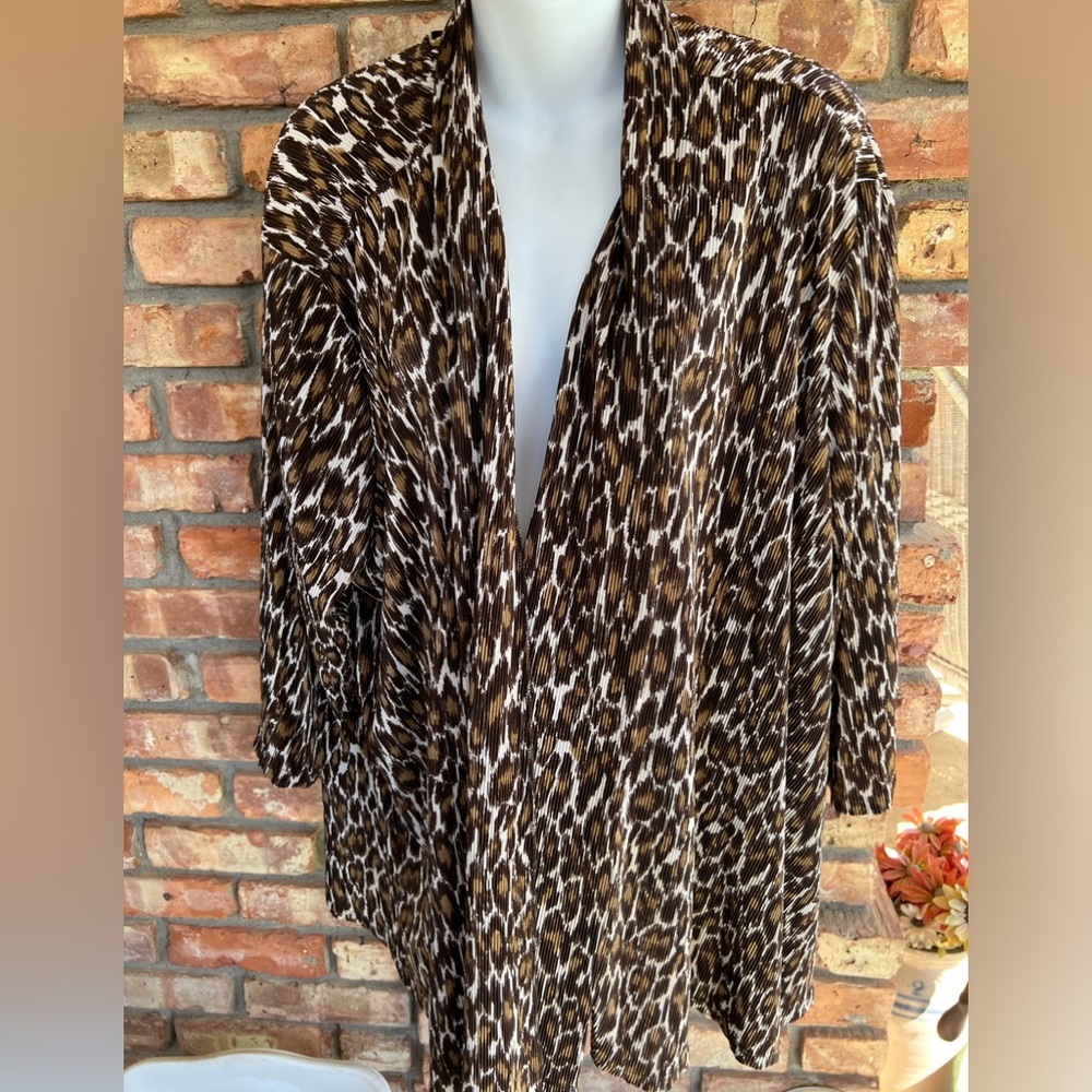 Effortless Style by Citiknits leopard print open front cardigan size 3X USA made